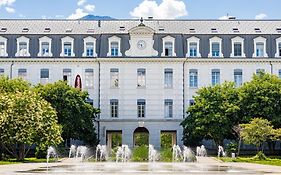 Residhome Grenoble Caserne De Bonne